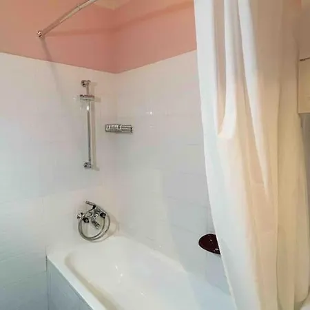 Stray Birds Fashion Apartment With 2Ppl/Wifi/Ac Budapest Exterior photo