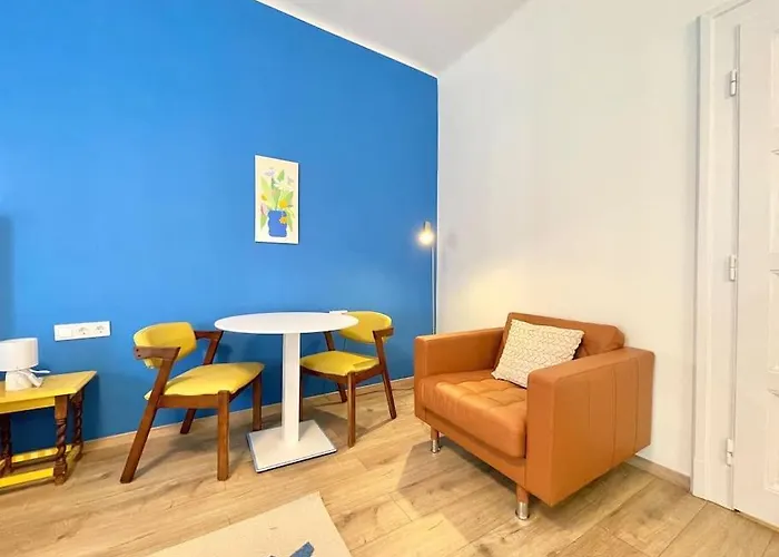 Stray Birds Fashion Apartment With 2Ppl/Wifi/Ac